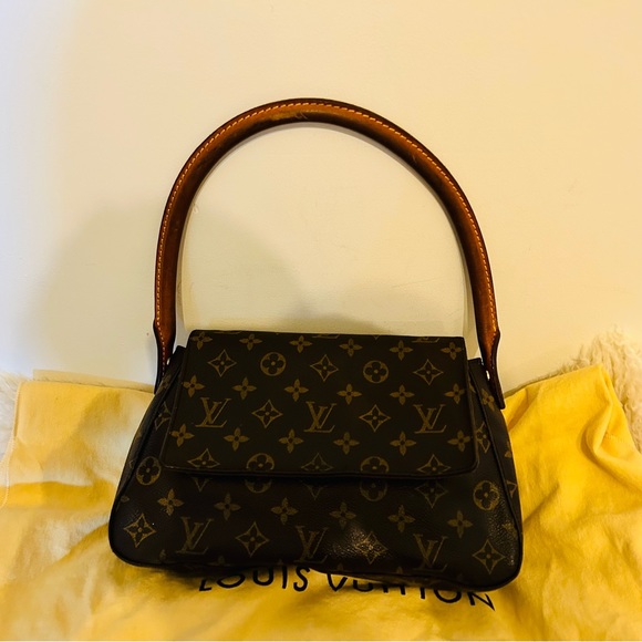 Louis Vuitton Vintage Looping Handbag Monogram
Canvas Mini / brown - Picture 4 of 16